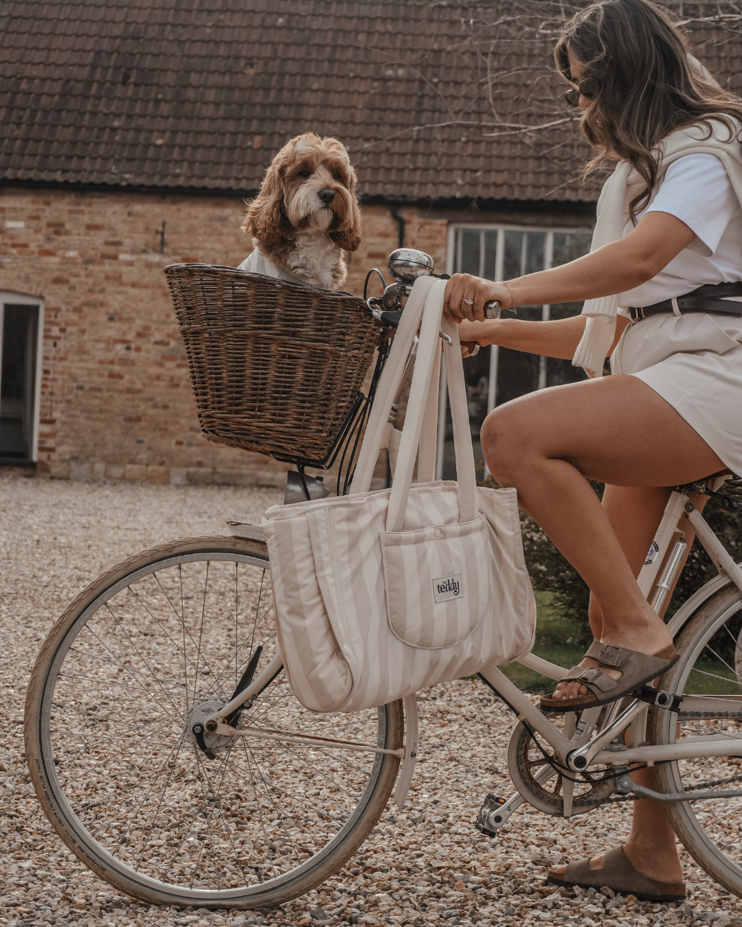 Summer Breeze Cooling Settle Mat Tote