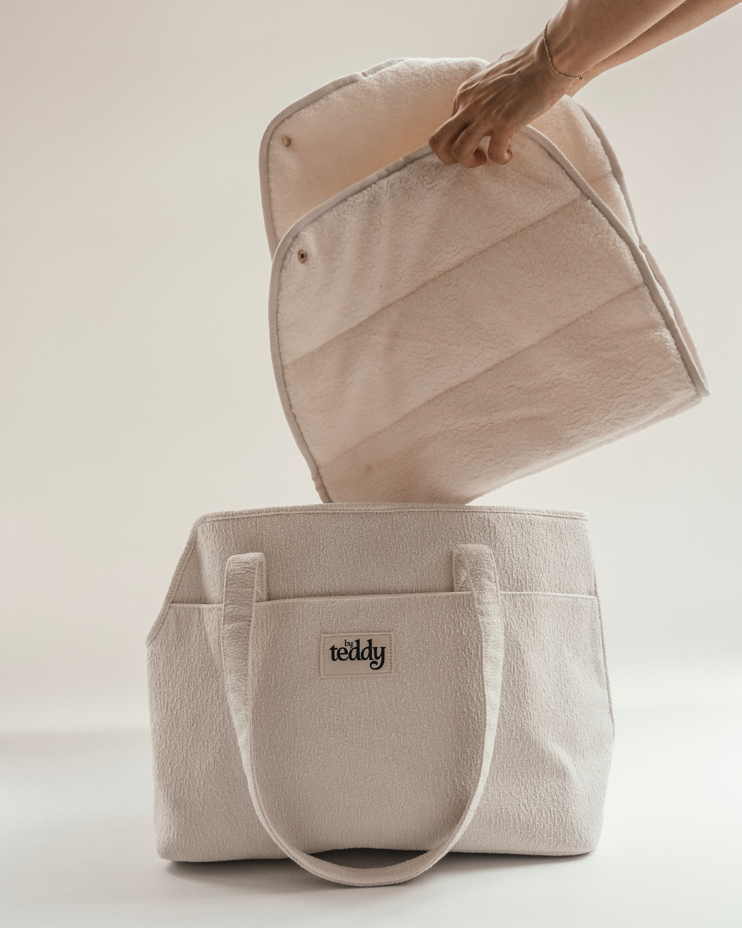 Marshmallow┃The Bouclé Carrier