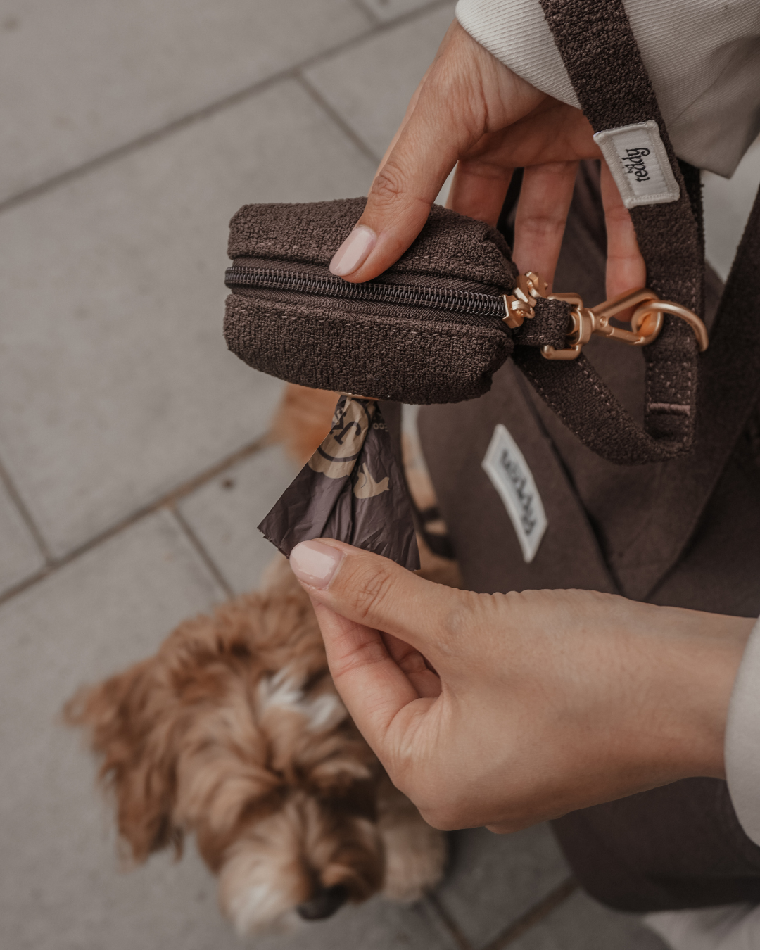 Chocolate┃Bouclé Poop Bag Holder